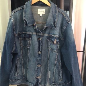 Torrid denim jacket size 3